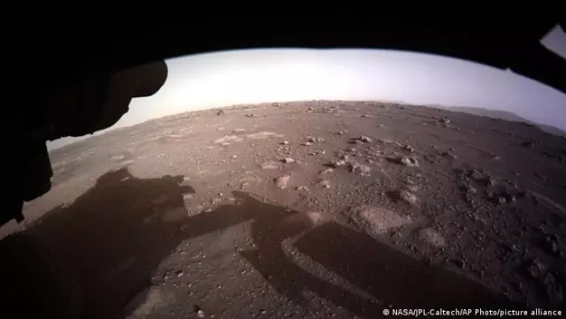 NASA Perseverance'ten gelen yakın çekim fotoğrafları yayınladı NASA Perseverance'ten gelen yakın çekim fotoğrafları yayınladı