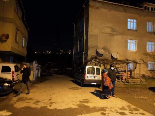 Pendik'te evlat dehşeti! Annesini kalbinden bıçakladı Pendik'te evlat dehşeti! Annesini kalbinden bıçakladı
