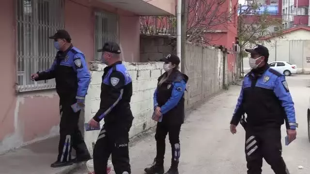 Son dakika haberi | Polis, falcı ve seyyar satıcı gibi evlere giden dolandırıcılara karşı vatandaşı uyardı Son dakika haberi | Polis, falcı ve seyyar satıcı gibi evlere giden dolandırıcılara karşı vatandaşı uyardı