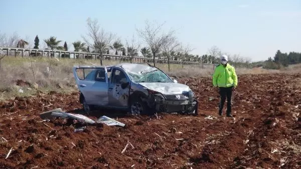 Şanlıurfa'da devrilen otomobildeki 6 kişi yaralandı Şanlıurfa'da devrilen otomobildeki 6 kişi yaralandı