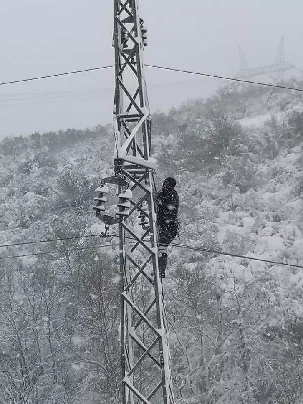 SEDAŞ kar çalışmalarında son durumu açıkladı SEDAŞ kar çalışmalarında son durumu açıkladı