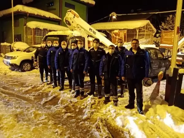 SEDAŞ kar çalışmalarında son durumu açıkladı SEDAŞ kar çalışmalarında son durumu açıkladı