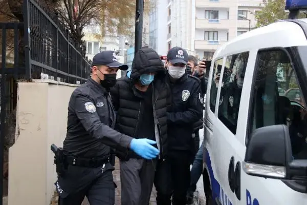 Şişli'de kız arkadaşını feci şekilde darp etmişti; Şüpheliye 1 yıldan 8 yıla kadar hapis istemi Şişli'de kız arkadaşını feci şekilde darp etmişti; Şüpheliye 1 yıldan 8 yıla kadar hapis istemi