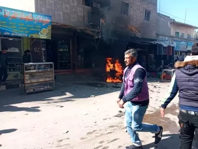 Suriye'de iki farklı noktada bomba patladı! 3 ölü, çok sayıda yaralı var Suriye'de iki farklı noktada bomba patladı! 3 ölü, çok sayıda yaralı var