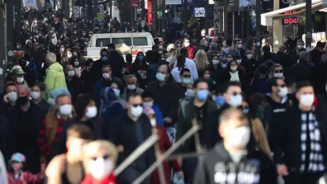 Trabzon Valisi, ildeki vaka sayılarının artışına isyan etti: Allah rızası için kurallara uysunlar Trabzon Valisi, ildeki vaka sayılarının artışına isyan etti: Allah rızası için kurallara uysunlar