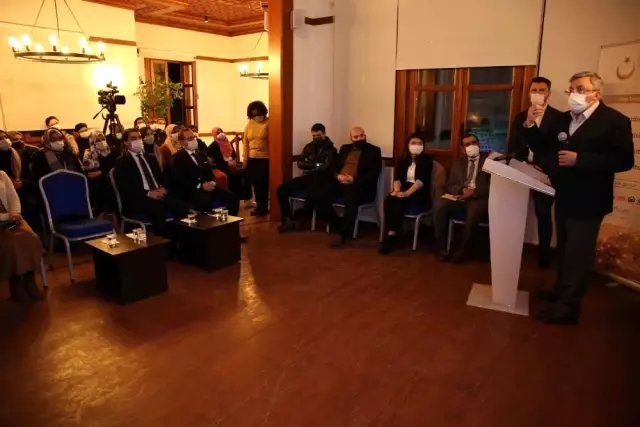 Uluslararası öğrencilerden 'Hanau saldırısı' adına anma töreni Uluslararası öğrencilerden 'Hanau saldırısı' adına anma töreni