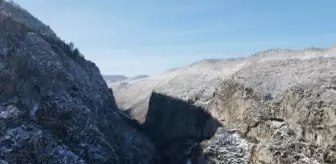 Yenice ormanlarında kar manzarası