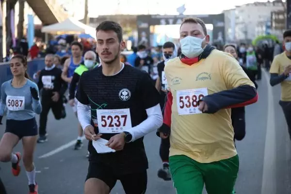 2021 Türkiye Maraton Şampiyonası ve 41. Uluslararası Trabzon Yarı Maratonu koşuldu 2021 Türkiye Maraton Şampiyonası ve 41. Uluslararası Trabzon Yarı Maratonu koşuldu