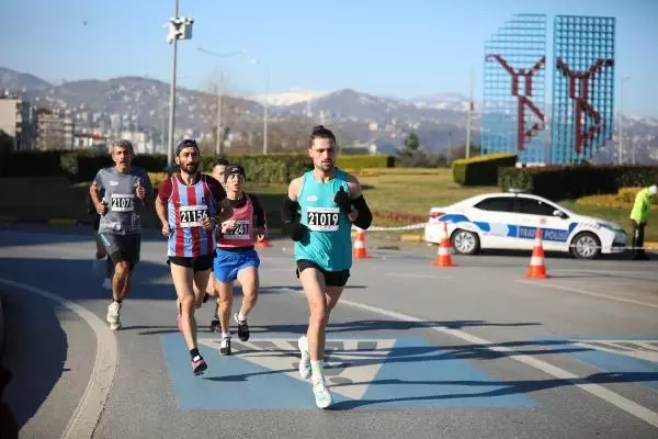 2021 Türkiye Maraton Şampiyonası ve 41. Uluslararası Trabzon Yarı Maratonu koşuldu 2021 Türkiye Maraton Şampiyonası ve 41. Uluslararası Trabzon Yarı Maratonu koşuldu