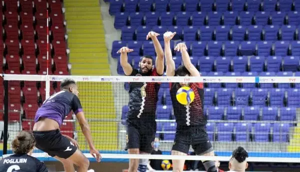 Efeler Ligi: Afyon Belediye Yüntaş: 2 Spor Toto: 3 Efeler Ligi: Afyon Belediye Yüntaş: 2 Spor Toto: 3