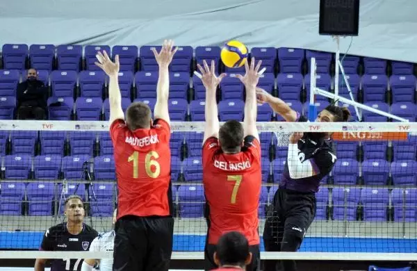 Efeler Ligi: Afyon Belediye Yüntaş: 2 Spor Toto: 3 Efeler Ligi: Afyon Belediye Yüntaş: 2 Spor Toto: 3