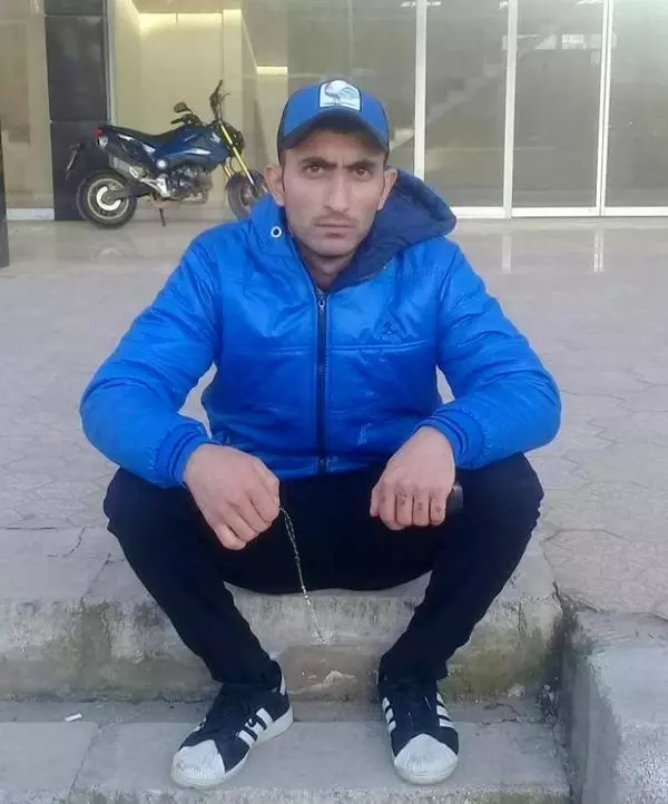 Antalya'da arkadaş grubu arasında çıkan kavgada pompalı tüfekle vurulan genç öldü Antalya'da arkadaş grubu arasında çıkan kavgada pompalı tüfekle vurulan genç öldü