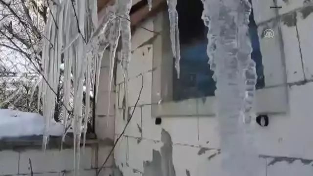Son dakika haberi... Aşırı soğuk yüzünden çeşmeler dondu, Yeniçağa Gölü buz tuttu Son dakika haberi... Aşırı soğuk yüzünden çeşmeler dondu, Yeniçağa Gölü buz tuttu
