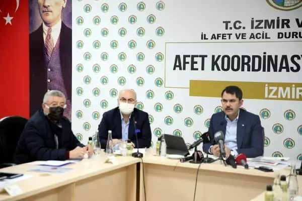 Bakan Kurum: Rıza Bey Apartmanı'nın yeri deprem hatıra alanı olacak Bakan Kurum: Rıza Bey Apartmanı'nın yeri deprem hatıra alanı olacak