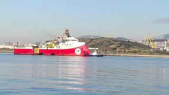 'Barbaros Hayrettin Paşa' sismik araştırma gemisi Tuzla Limanı'na geldi 'Barbaros Hayrettin Paşa' sismik araştırma gemisi Tuzla Limanı'na geldi