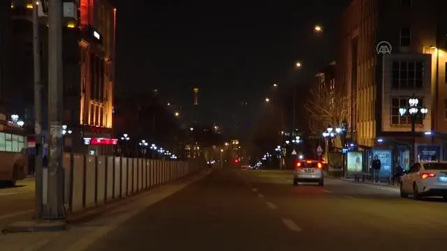 Başkentte, yarın sabah 05.00'te son bulacak sokağa çıkma kısıtlamasına genel olarak uyulduğu görüldü Başkentte, yarın sabah 05.00'te son bulacak sokağa çıkma kısıtlamasına genel olarak uyulduğu görüldü