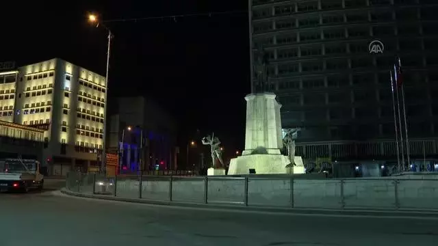 Son dakika haberi... Başkent sokaklarında sessizlik hakim (3) Son dakika haberi... Başkent sokaklarında sessizlik hakim (3)