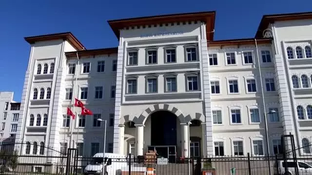 Cadde ve sokaklar boş kaldı Cadde ve sokaklar boş kaldı