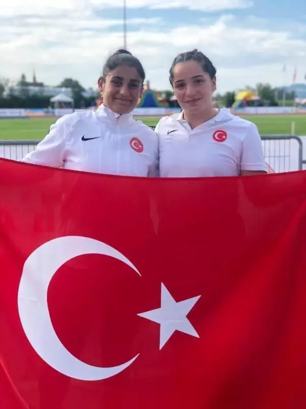 Depremden kurtulup dünya şampiyonu olan Eda'nın hedefi olimpiyat altını Depremden kurtulup dünya şampiyonu olan Eda'nın hedefi olimpiyat altını