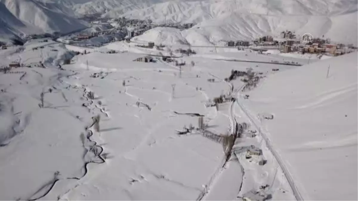 Doğu'daki 4 ilde 307 yerleşim birimine kar nedeniyle ulaşım sağlanamıyor