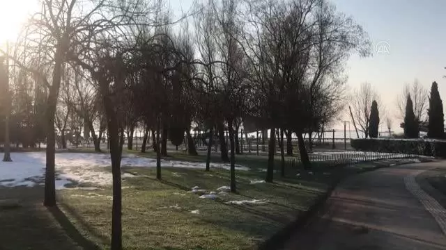 Samsun ve çevre illerde sokağa çıkma kısıtlamasına uyuluyor Samsun ve çevre illerde sokağa çıkma kısıtlamasına uyuluyor