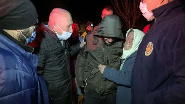 Eşinin boşanma davası açtığını öğrenen koca, ormanda donmak üzereyken bulundu Eşinin boşanma davası açtığını öğrenen koca, ormanda donmak üzereyken bulundu