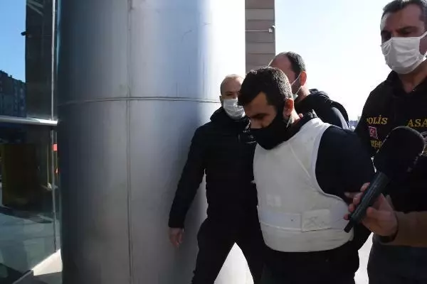 Eskişehir'deki aile katliamında katil zanlısı eski ortak çıktı Eskişehir'deki aile katliamında katil zanlısı eski ortak çıktı