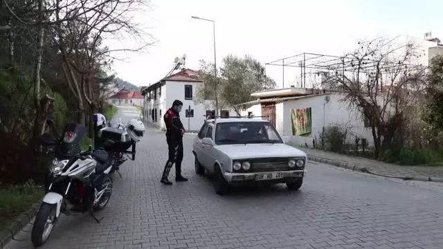 Son dakika haberi: Fethiye'de Kovid-19 tedbirlerini ihlal eden 46 kişiye para cezası verildi Son dakika haberi: Fethiye'de Kovid-19 tedbirlerini ihlal eden 46 kişiye para cezası verildi