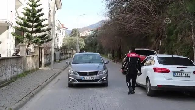 Son dakika haberi: Fethiye'de Kovid-19 tedbirlerini ihlal eden 46 kişiye para cezası verildi Son dakika haberi: Fethiye'de Kovid-19 tedbirlerini ihlal eden 46 kişiye para cezası verildi