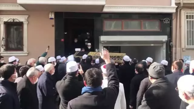 Hadis, tefsir ve fıkıh alimi M. Emin Saraç son yolculuğuna uğurlandı Hadis, tefsir ve fıkıh alimi M. Emin Saraç son yolculuğuna uğurlandı