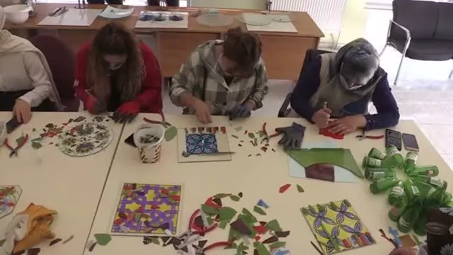Iğdırlı kadınlar el sanatları geleneklerini geleceğe taşıyor Iğdırlı kadınlar el sanatları geleneklerini geleceğe taşıyor