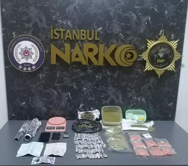Son dakika haberleri! İstanbul'da uyuşturucu satıcılarına yönelik operasyon: 31 gözaltı Son dakika haberleri! İstanbul'da uyuşturucu satıcılarına yönelik operasyon: 31 gözaltı