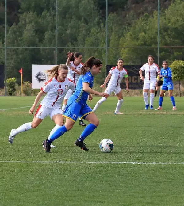 Kadın Milli Takımları Futbol Turnuvası'nda Sırbistan ile Ukrayna berabere kaldı Kadın Milli Takımları Futbol Turnuvası'nda Sırbistan ile Ukrayna berabere kaldı