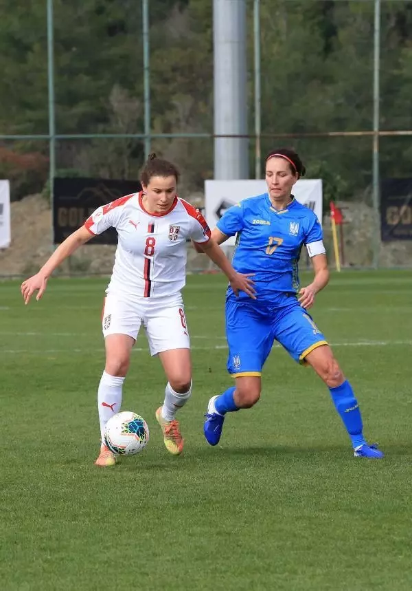 Kadın Milli Takımları Futbol Turnuvası'nda Sırbistan ile Ukrayna berabere kaldı Kadın Milli Takımları Futbol Turnuvası'nda Sırbistan ile Ukrayna berabere kaldı