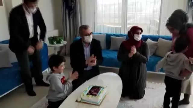 KAHRAMANMARAŞ - Şehidin adını taşıyan 4 yaşındaki oğluna doğum günü kutlaması KAHRAMANMARAŞ - Şehidin adını taşıyan 4 yaşındaki oğluna doğum günü kutlaması
