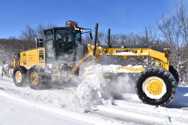 Karabük'te 97 köy yolu ulaşıma açıldı Karabük'te 97 köy yolu ulaşıma açıldı