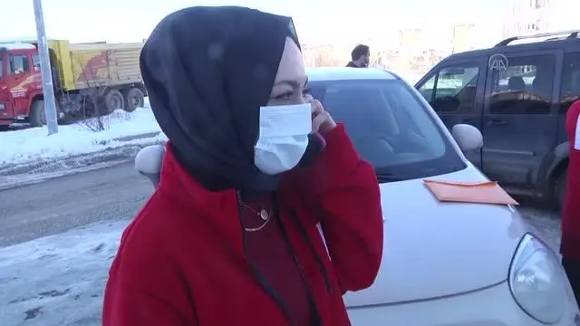 KASTAMONU - Türk Kızılay tarafından yabancı uyruklu öğrencilere gıda yardımı yapıldı KASTAMONU - Türk Kızılay tarafından yabancı uyruklu öğrencilere gıda yardımı yapıldı