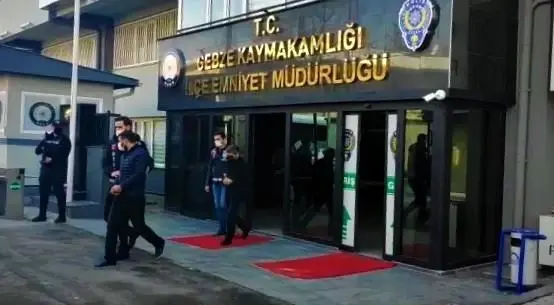 Hakkında kesinleşmiş 14 yıl 22 gün hapis cezası bulunan hükümlü yakalandı Hakkında kesinleşmiş 14 yıl 22 gün hapis cezası bulunan hükümlü yakalandı