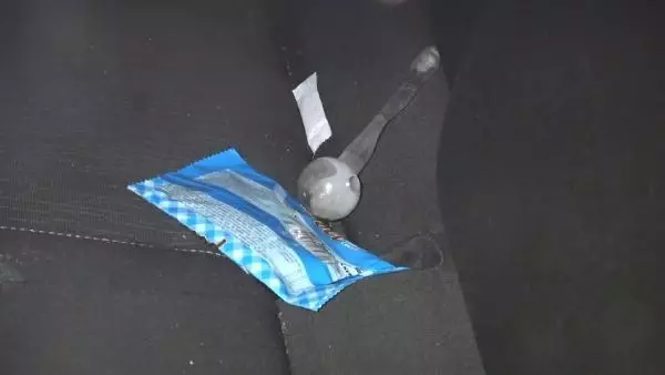 Son dakika haberi... Kısıtlamada 'dur' ihtarına uymayıp polisle çatışan şüpheli kendini vurdu; 1'i yaralı 3 kişi yakalandı Son dakika haberi... Kısıtlamada 'dur' ihtarına uymayıp polisle çatışan şüpheli kendini vurdu; 1'i yaralı 3 kişi yakalandı