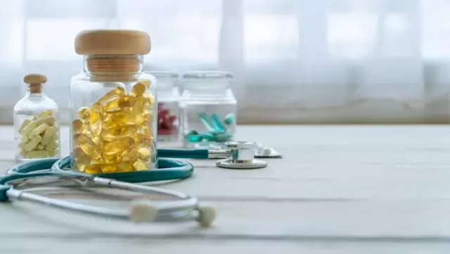 Koronadan korunmak isterken bilinçsizce alınan takviye edici gıdalar, yarardan çok zarara neden olabilir Koronadan korunmak isterken bilinçsizce alınan takviye edici gıdalar, yarardan çok zarara neden olabilir