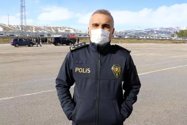 Son dakika! Korumaların film sahnelerini aratmayan zorlu eğitimi Son dakika! Korumaların film sahnelerini aratmayan zorlu eğitimi