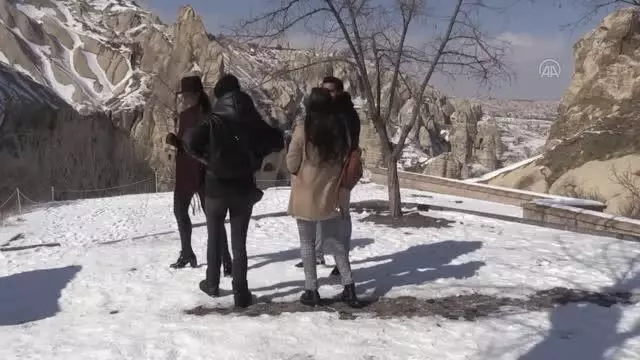 Kovid-19 salgınından olumsuz etkilenen turist rehberleri eski günlerini özlüyor Kovid-19 salgınından olumsuz etkilenen turist rehberleri eski günlerini özlüyor