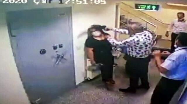 Müdürün, başına silah dayadığı kadın o anları anlattı: Vurayım mı seni dedi Müdürün, başına silah dayadığı kadın o anları anlattı: Vurayım mı seni dedi
