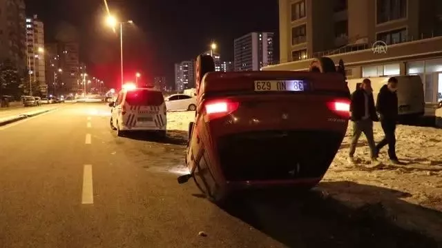 Otomobiliyle kaza yapan alkollü sürücüye sokağa çıkma kısıtlamasını ihlalden ceza yazıldı Otomobiliyle kaza yapan alkollü sürücüye sokağa çıkma kısıtlamasını ihlalden ceza yazıldı