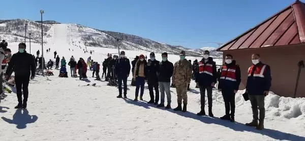 Ovacık Kayak Merkezi'nde koronavirüs denetimi Ovacık Kayak Merkezi'nde koronavirüs denetimi