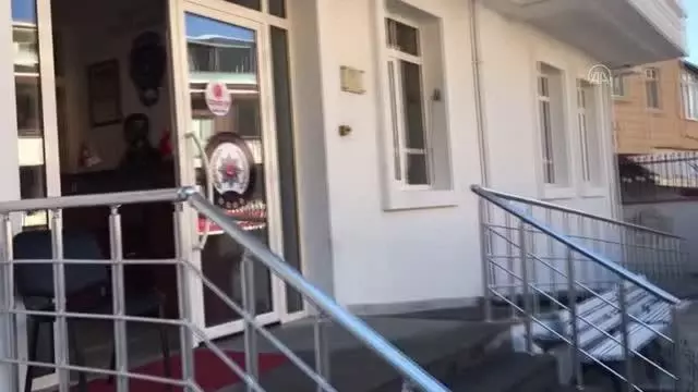 Pendik'te annesini bıçakla yaralayan zanlı tutuklandı Pendik'te annesini bıçakla yaralayan zanlı tutuklandı