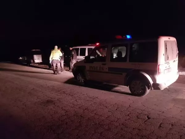 Son dakika haber... Polisi karşısında görünce bir avuç uyuşturucu hapı yuttu, hastanelik oldu Son dakika haber... Polisi karşısında görünce bir avuç uyuşturucu hapı yuttu, hastanelik oldu