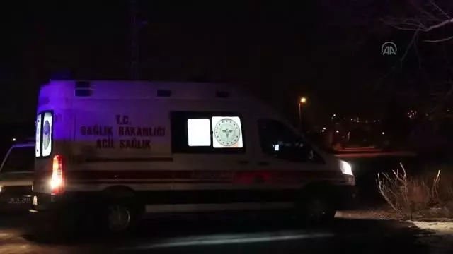Son Dakika | Polisten kaçan bir kişi yakalanınca taşıdığı uyuşturucu maddeleri yuttu Son Dakika | Polisten kaçan bir kişi yakalanınca taşıdığı uyuşturucu maddeleri yuttu