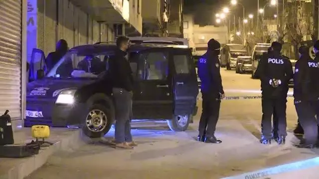 ŞANLIURFA - 'Dur' ihtarına uymayan araçtaki 2 şüpheli kovalamaca sonucu yakalandı ŞANLIURFA - 'Dur' ihtarına uymayan araçtaki 2 şüpheli kovalamaca sonucu yakalandı