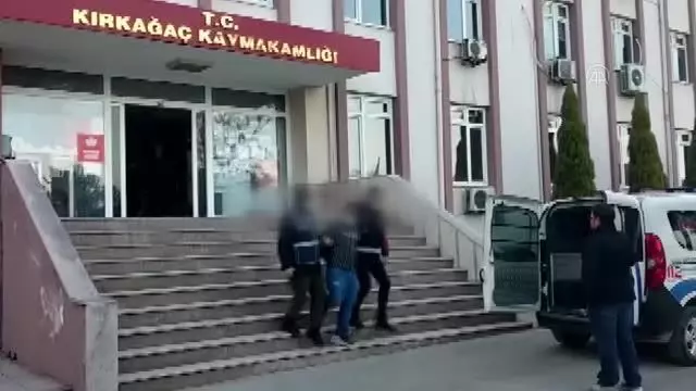 Silahlı kavgada yaralanan iki kardeşten biri hayatını kaybetti Silahlı kavgada yaralanan iki kardeşten biri hayatını kaybetti